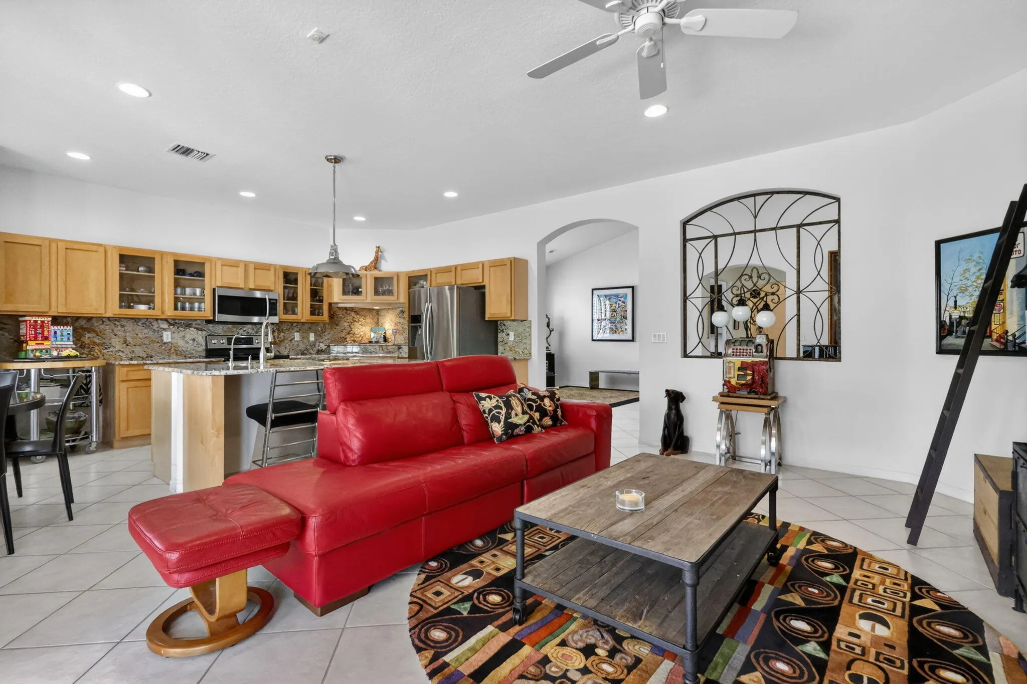 Kitchen/Den
