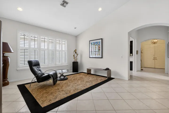 Living Room 9