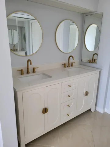 Master bathroom