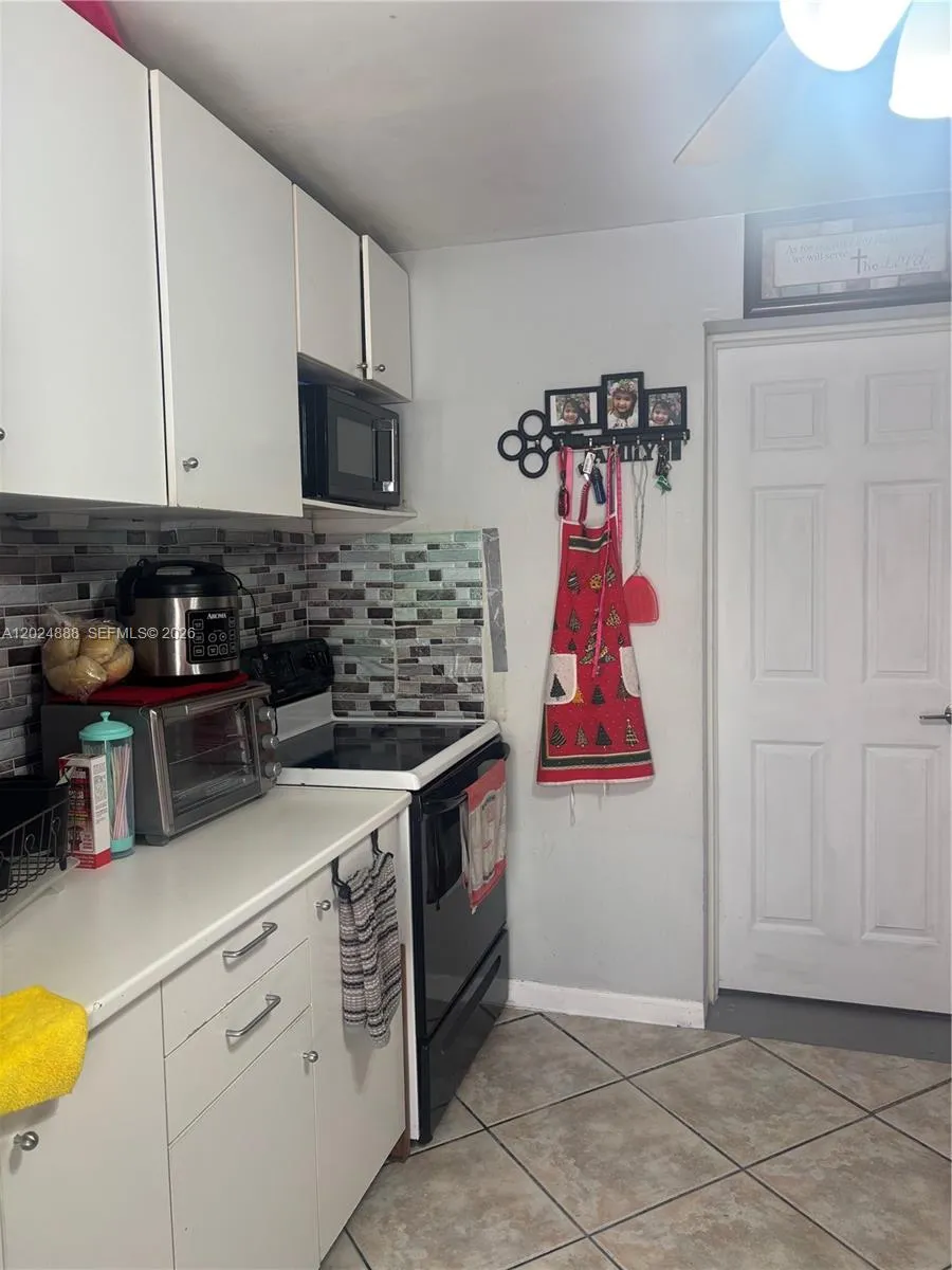 2nd kitchen