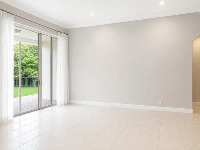 entryroom