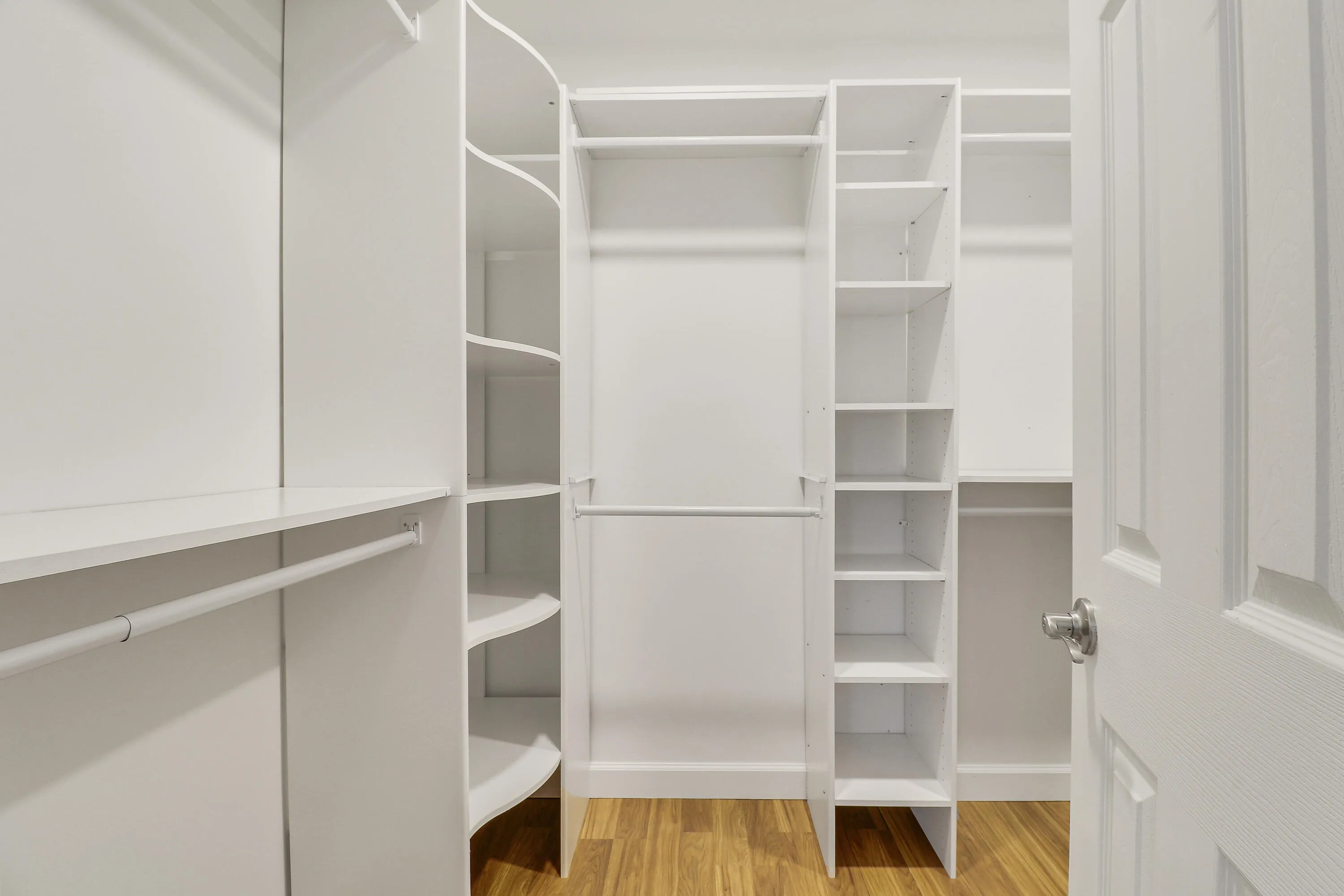 Master Walk-in