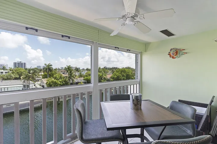 455 Paradise Isels Blvd - #404. -129
