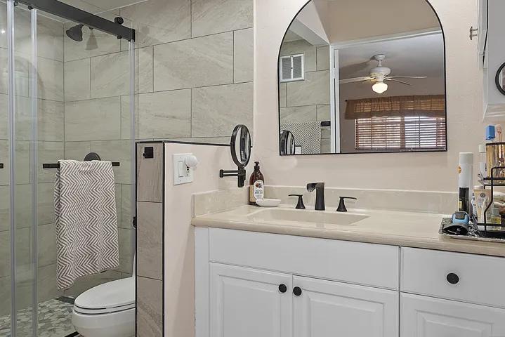 455 Paradise Isels Blvd - #404. -149
