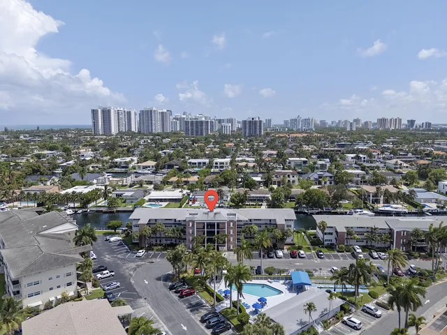 455 Paradise Isels Blvd - #404. -100