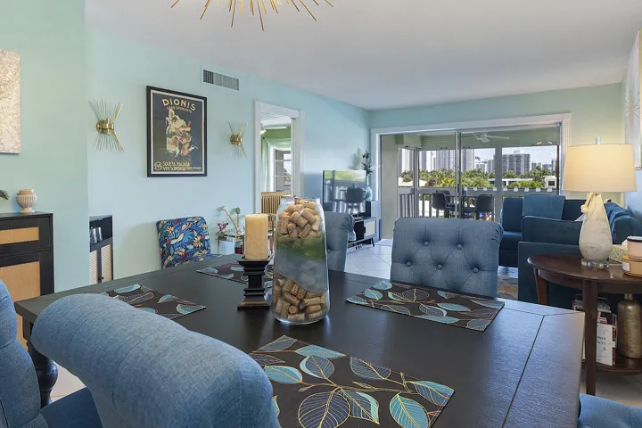 455 Paradise Isels Blvd - #404. -121
