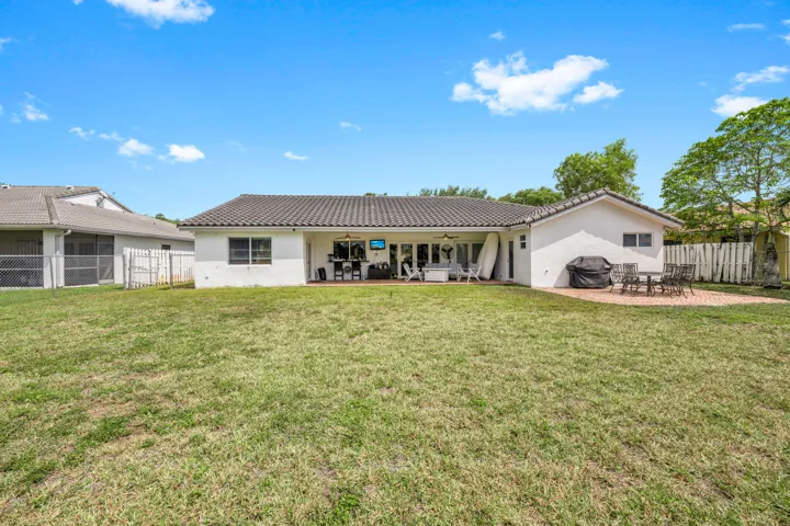 5791 Hawkes Bluff Ave 00018