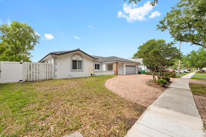 5791 Hawkes Bluff Ave 00007