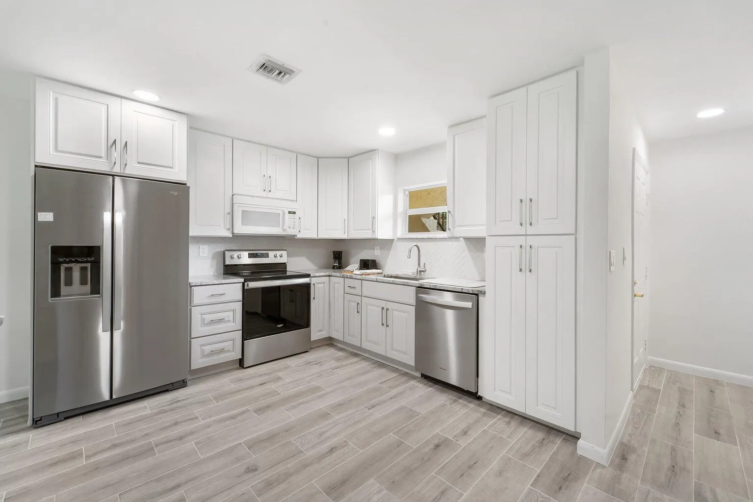 KITCHEN 3