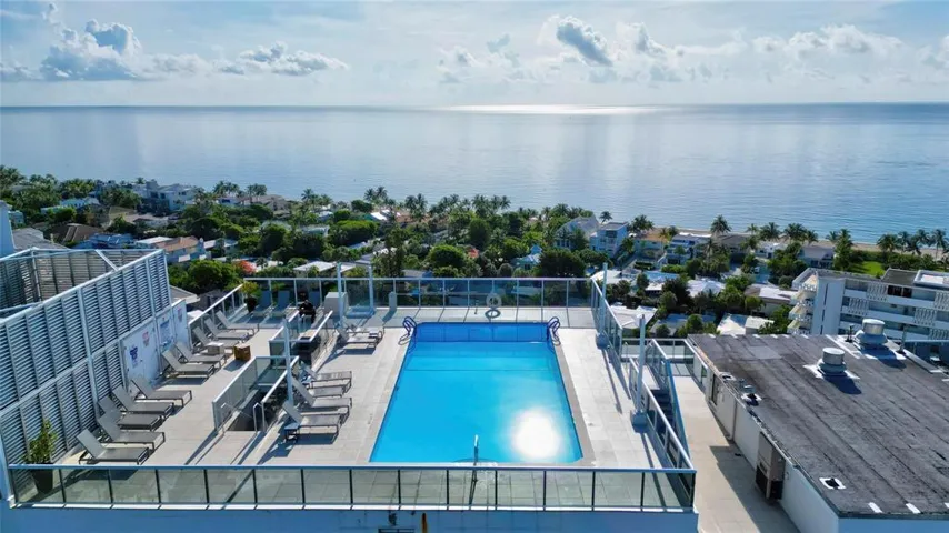 Rooftop Pool Ocean View