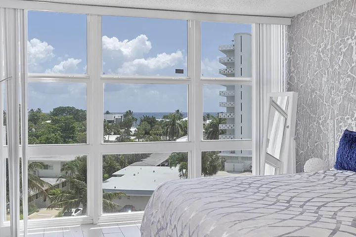 Master Suite - Floor to Ceiling Windows