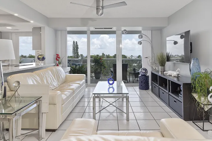 2841 N Ocean Blvd - #602 -002