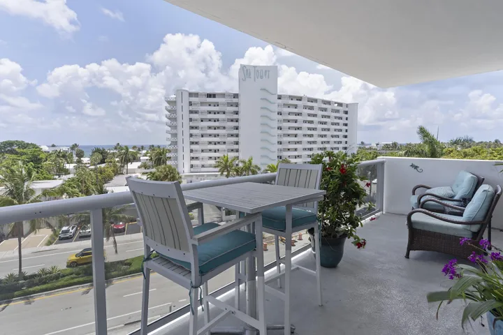 Large Balcony