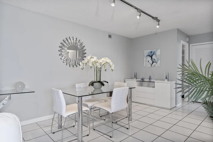 2841 N Ocean Blvd - #602 -019