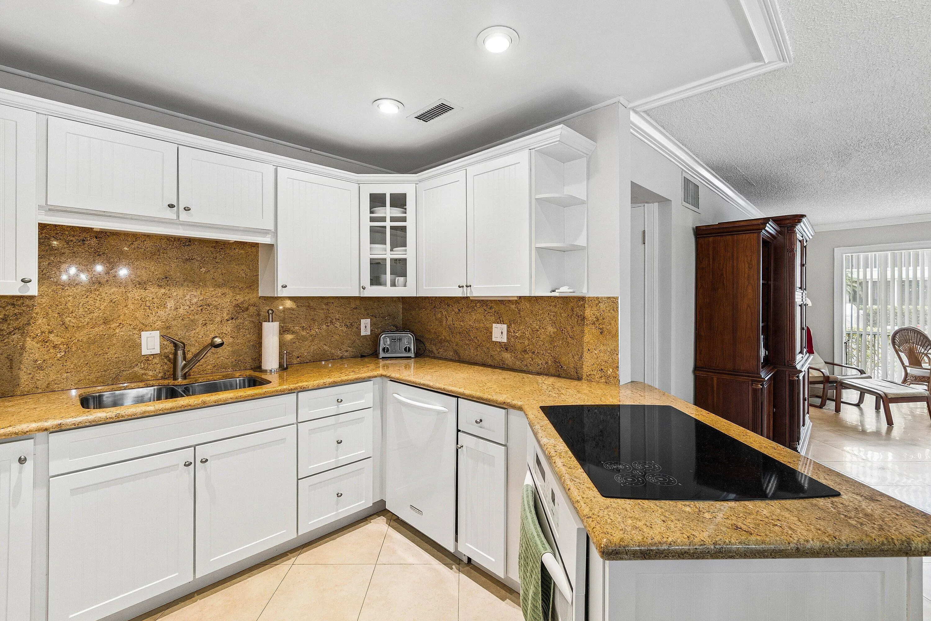 014-6417BayClubDrive-2-FortLauderdale-FL