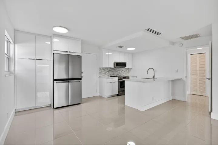 4-web-or-mls-3212-4033