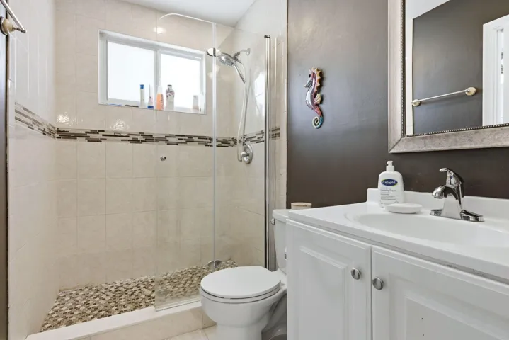 Bathroom 3 - Jack&Jill