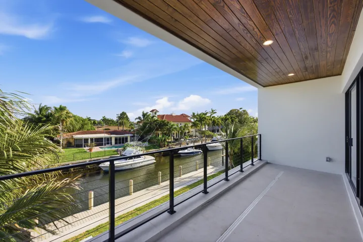 MASTER BEDROOM BALCONY