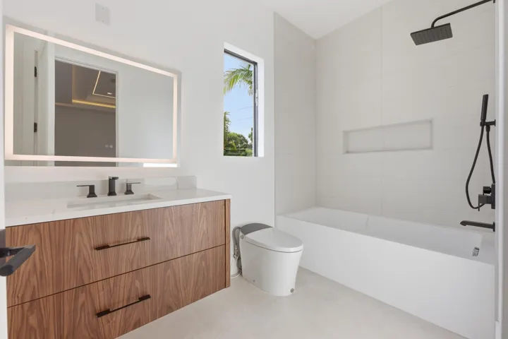 GUEST BATH