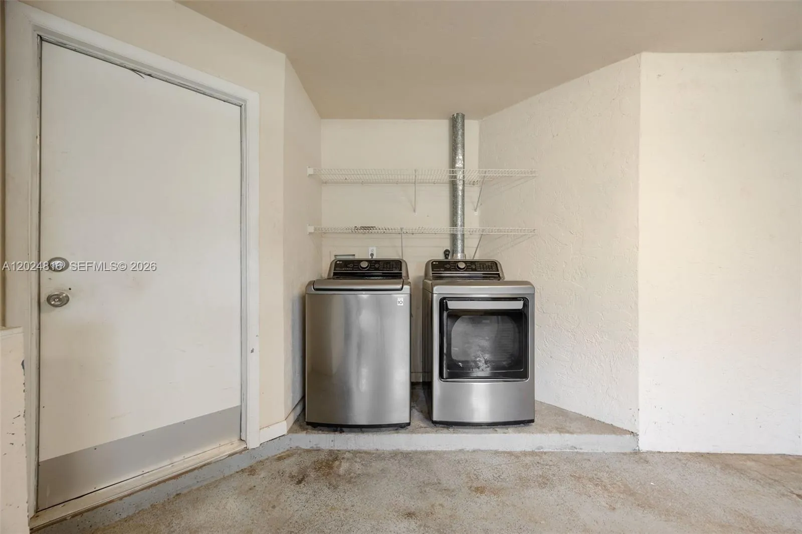 Property photo 35