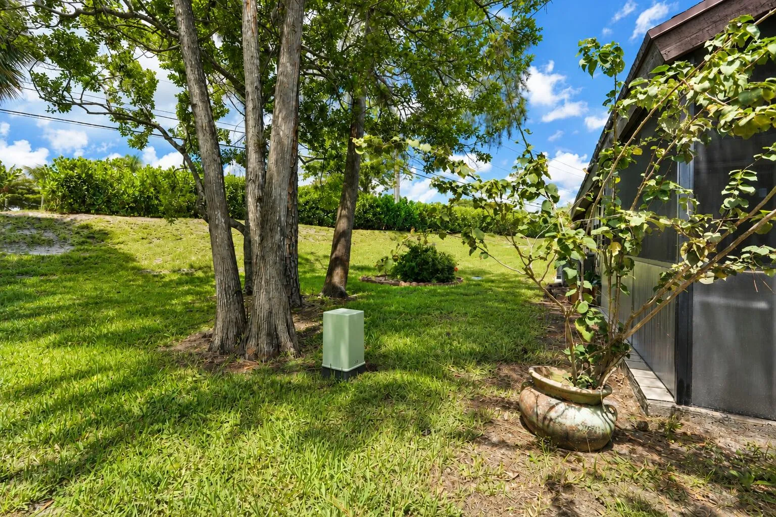 Property photo 28