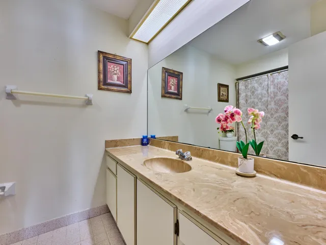 5197 Minto Rd villa guest bathroom vanit