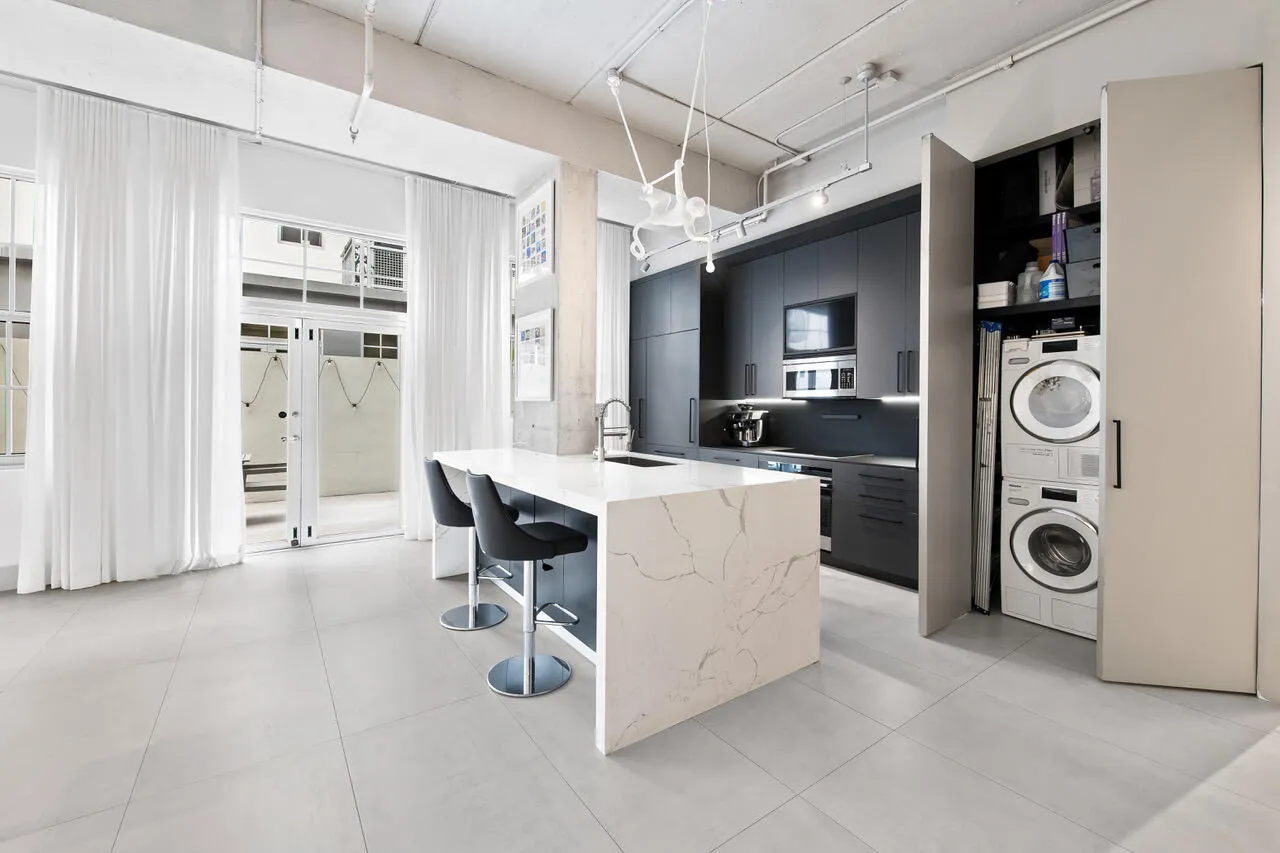 kitchen open doors