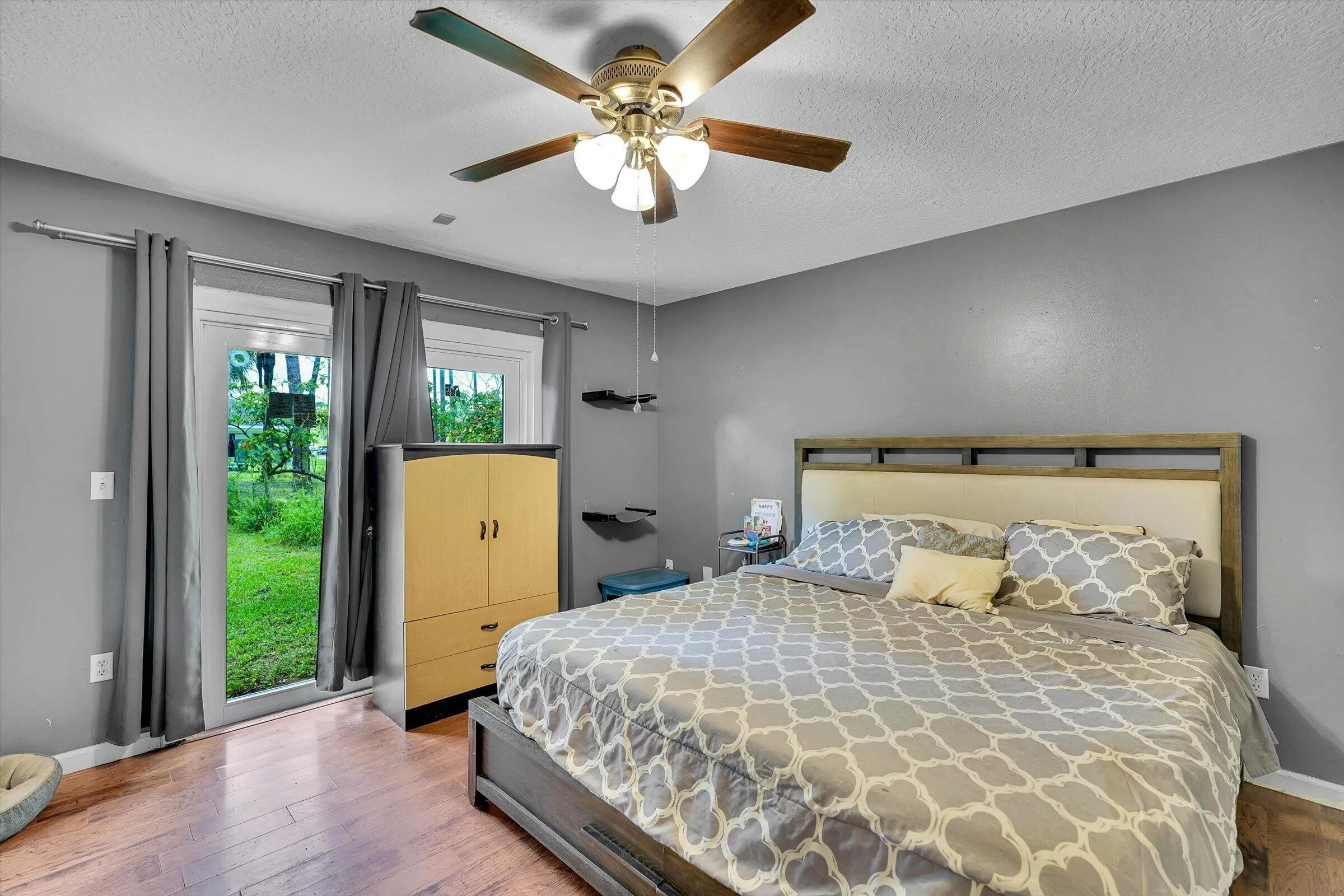 13-14844 63rd Ct N-13