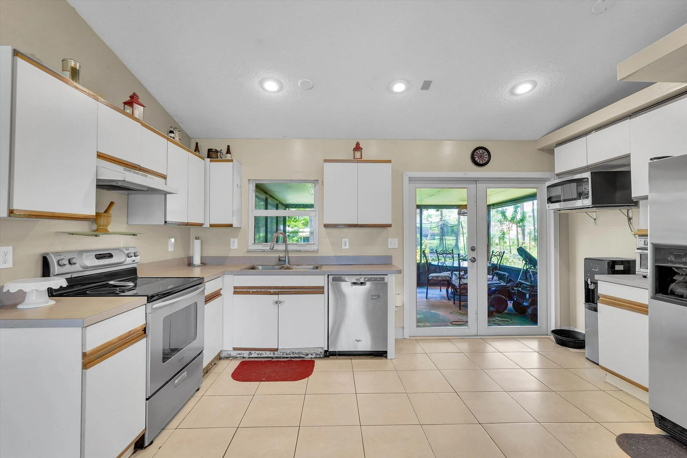 18-14844 63rd Ct N-18