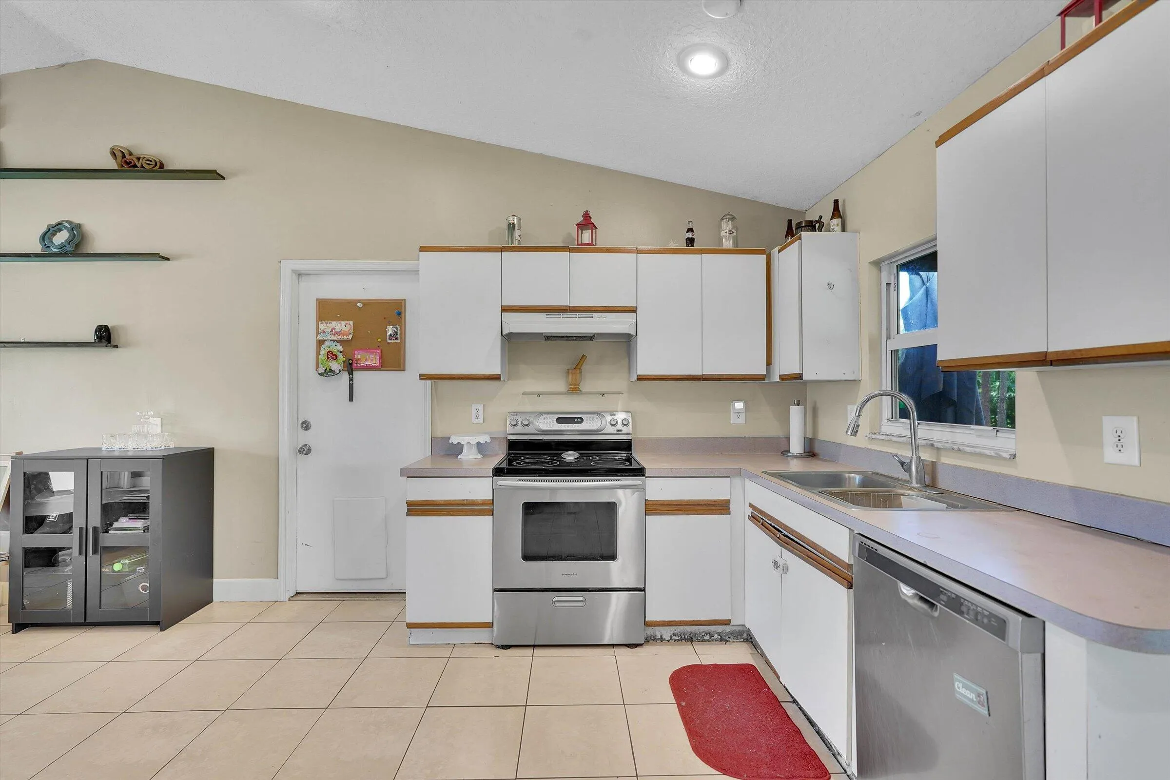 21-14844 63rd Ct N-21