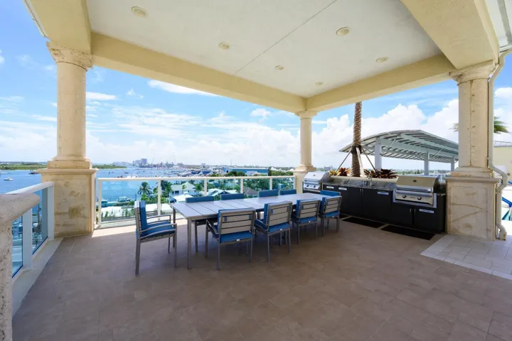 2650 Lake Shore Dr Unit 1602-large-033-0