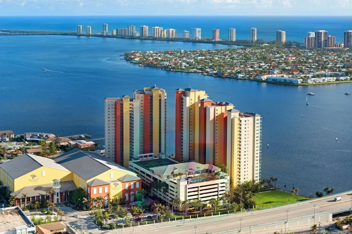 2650 Lake Shore Dr Unit 1602
