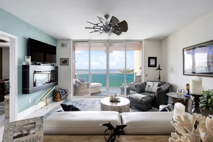 2650 Lake Shore Dr Unit 1602-large-018-0