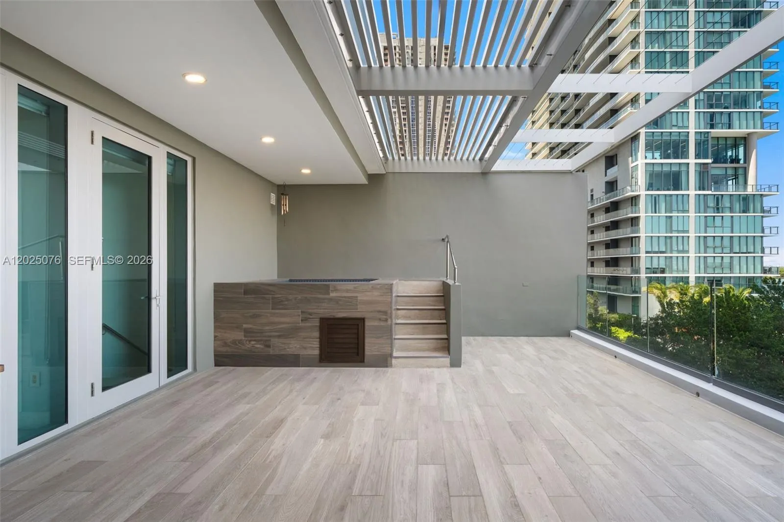 Property photo 86