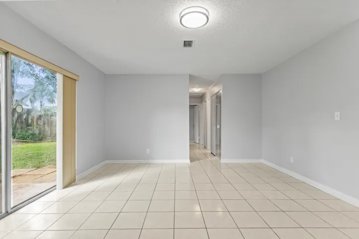 585A7535