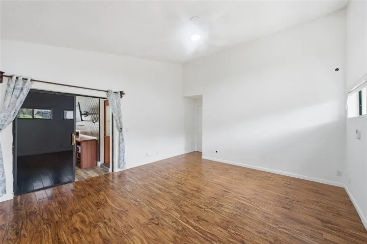 mainbedroom