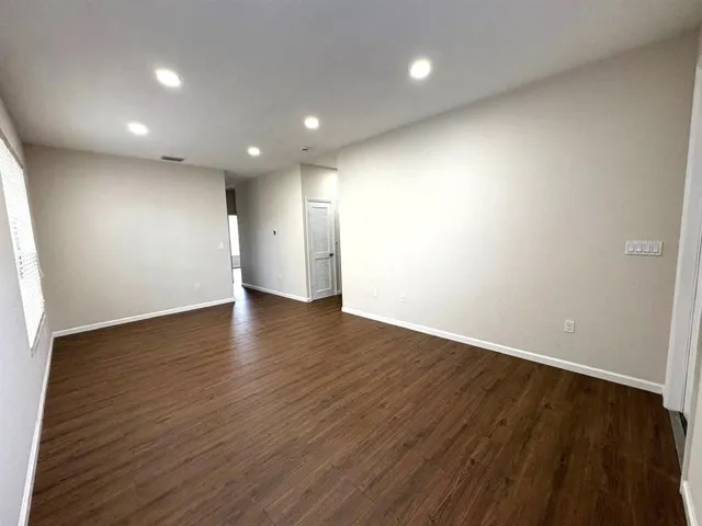 is2