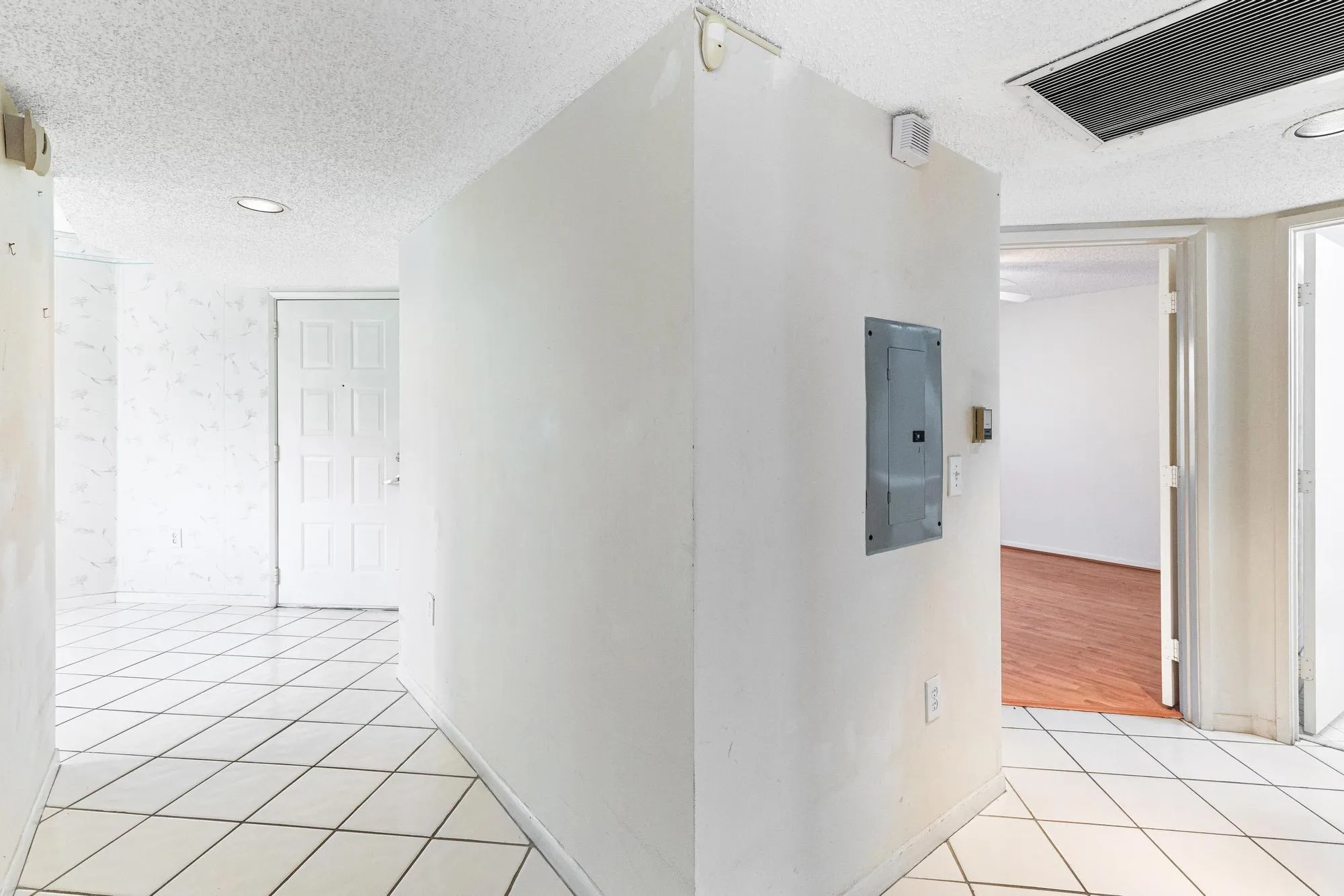 13701 SW 12 STREET #215A, PEMBROKE PINES