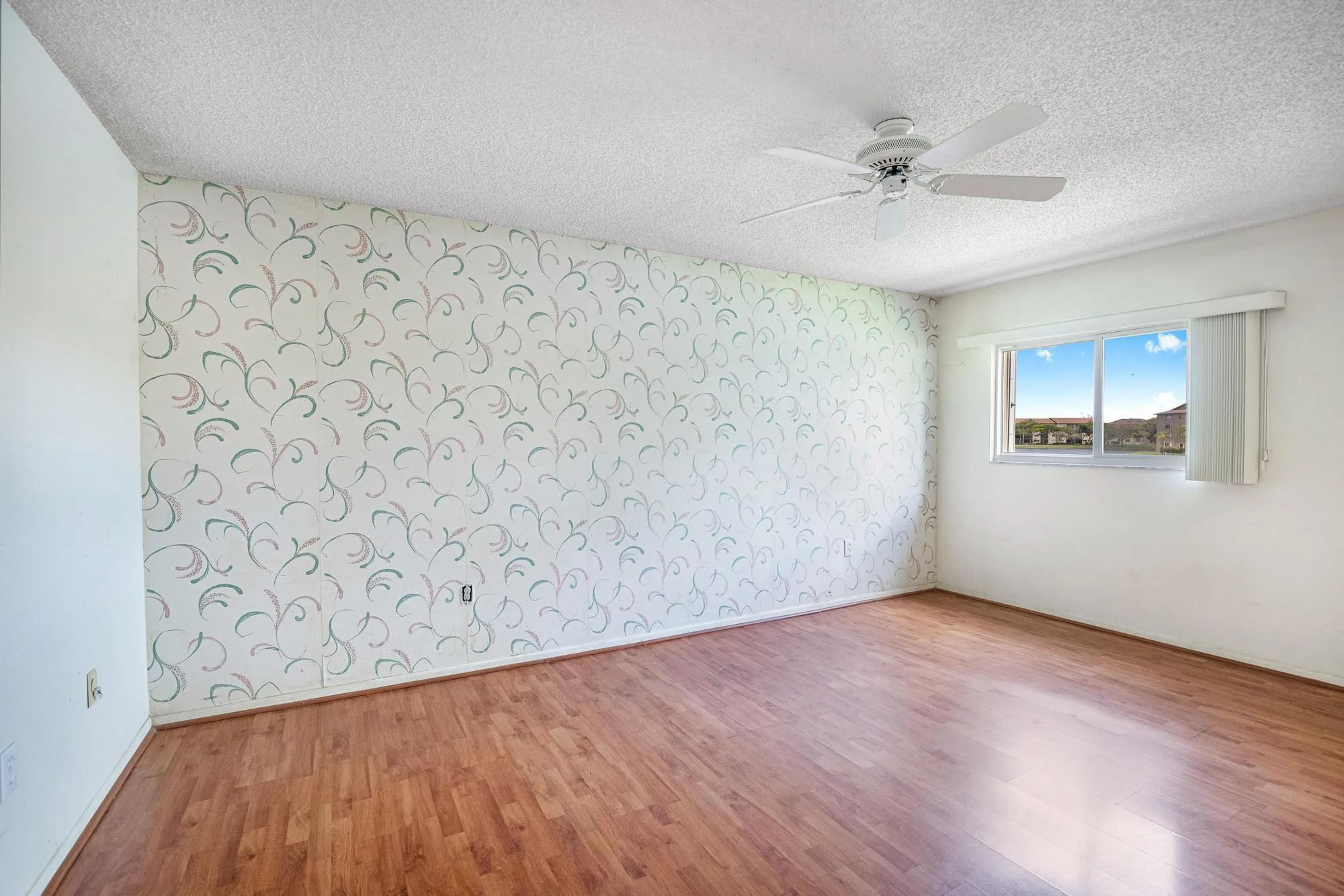 13701 SW 12 STREET #215A, PEMBROKE PINES
