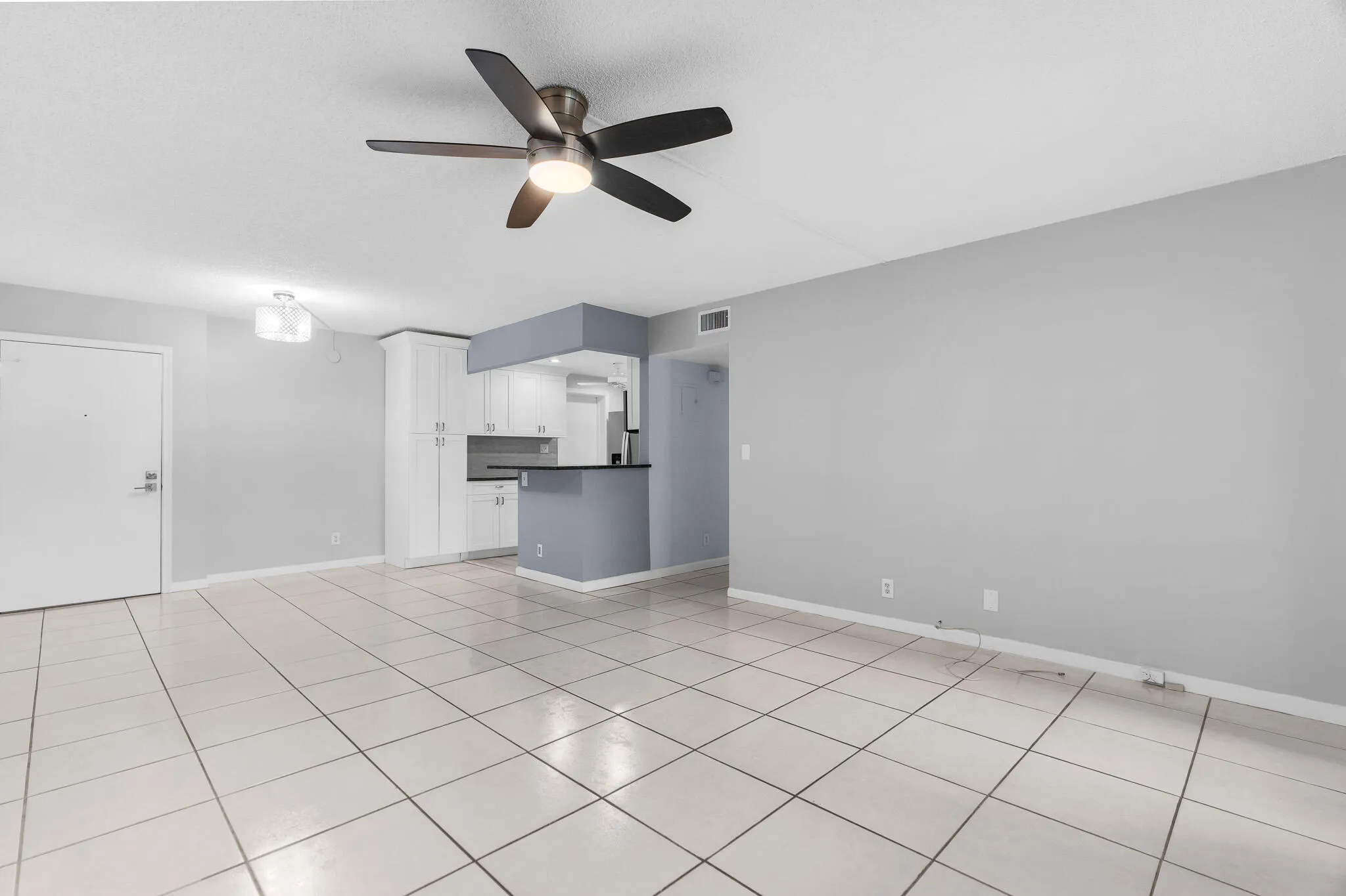 Spacious Living Area/Dining Area