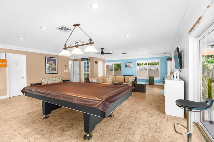 Billiard table in Clubhouse