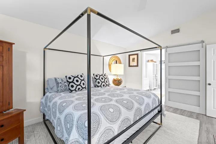 21-web-or-mls-A7409219