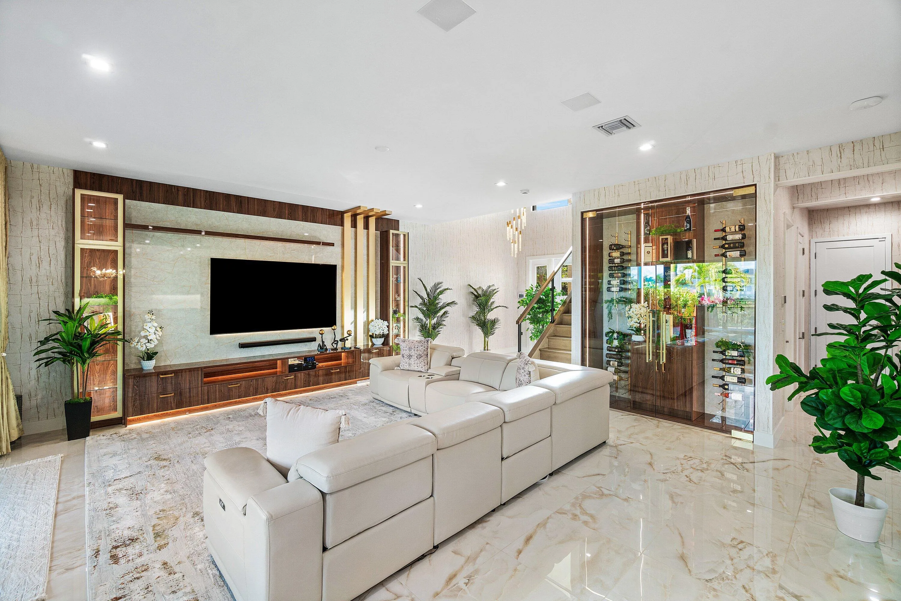 009-8233CrystalDownsAvenue-BocaRaton-FL-