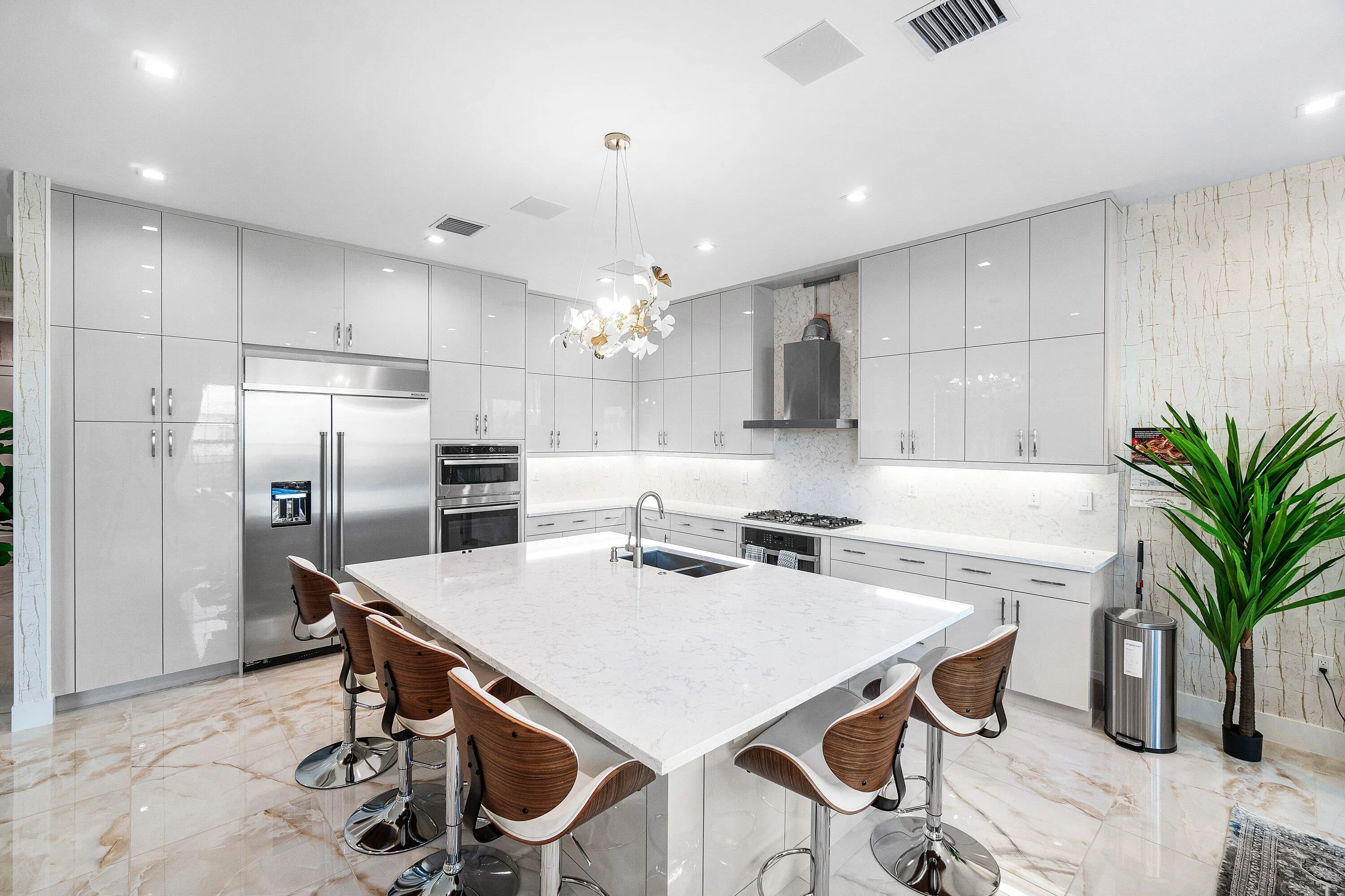 014-8233CrystalDownsAvenue-BocaRaton-FL-
