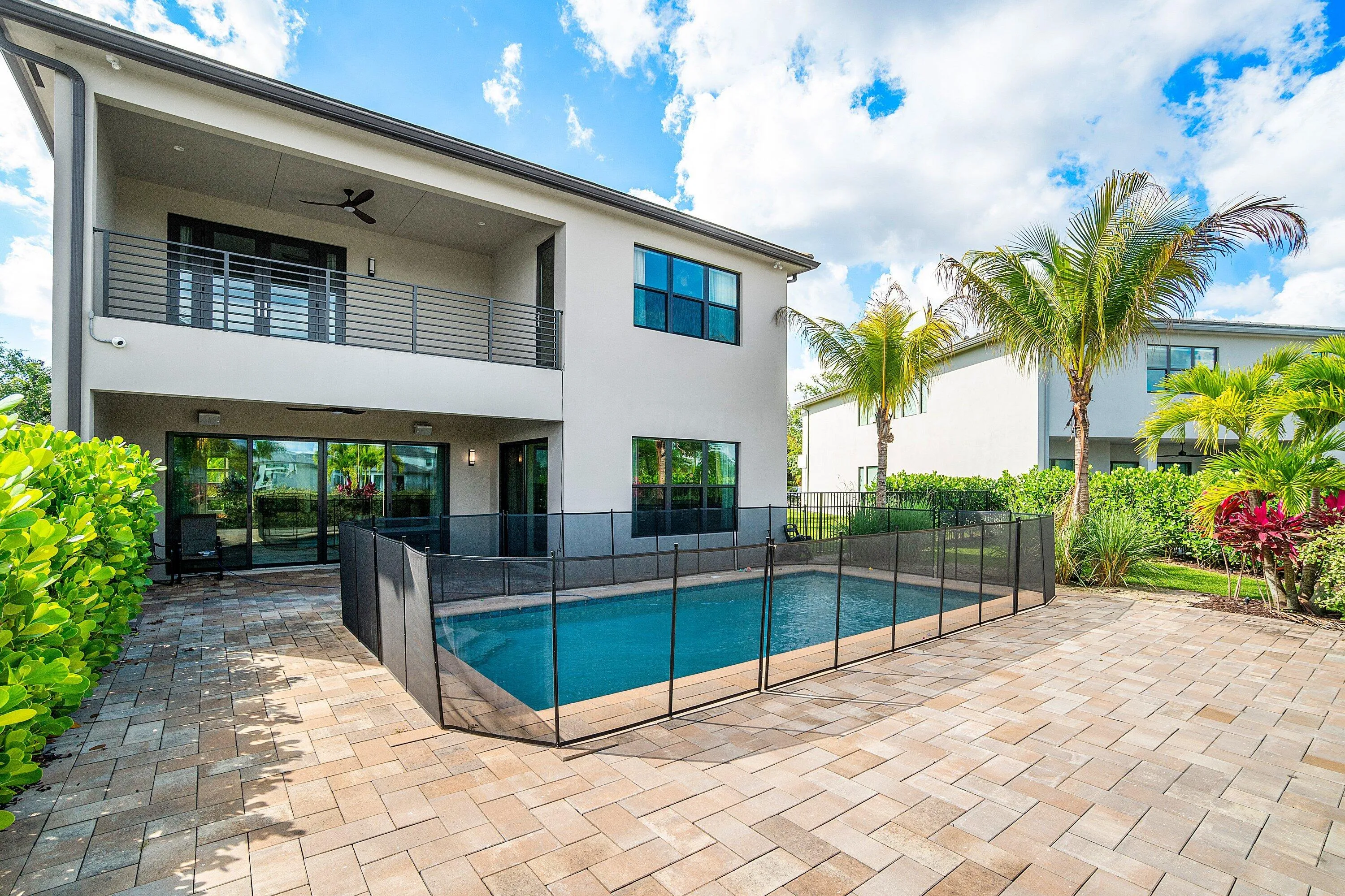 051-8233CrystalDownsAvenue-BocaRaton-FL-