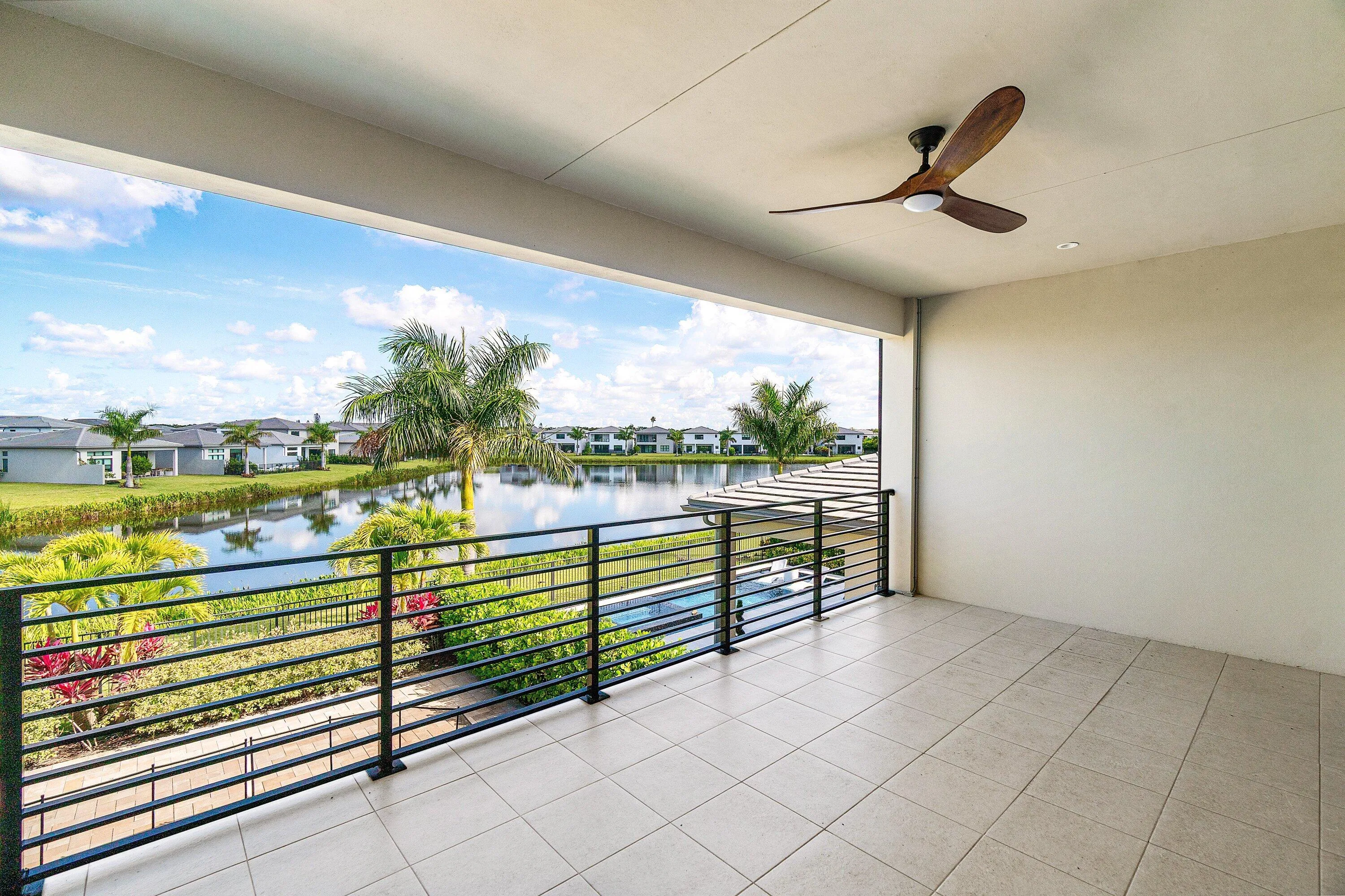 028-8233CrystalDownsAvenue-BocaRaton-FL-