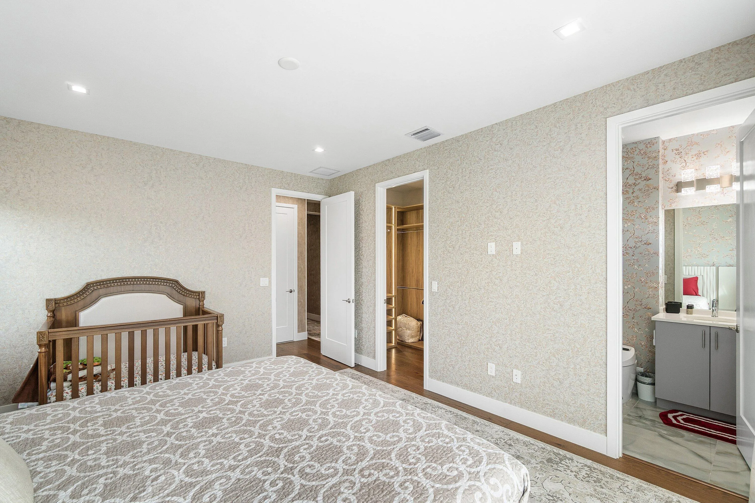 046-8233CrystalDownsAvenue-BocaRaton-FL-