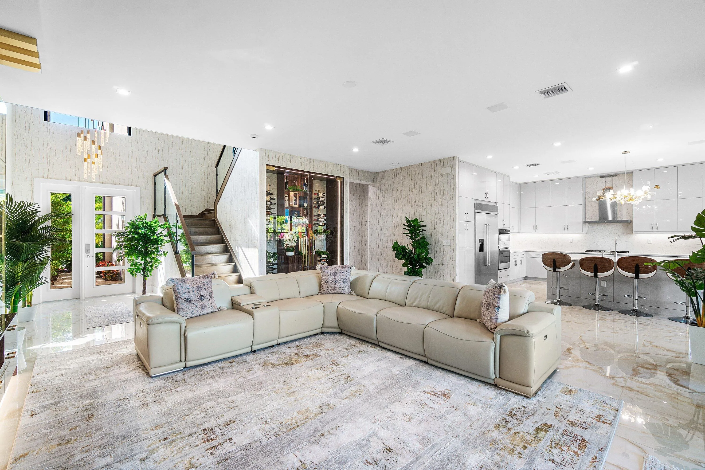 008-8233CrystalDownsAvenue-BocaRaton-FL-