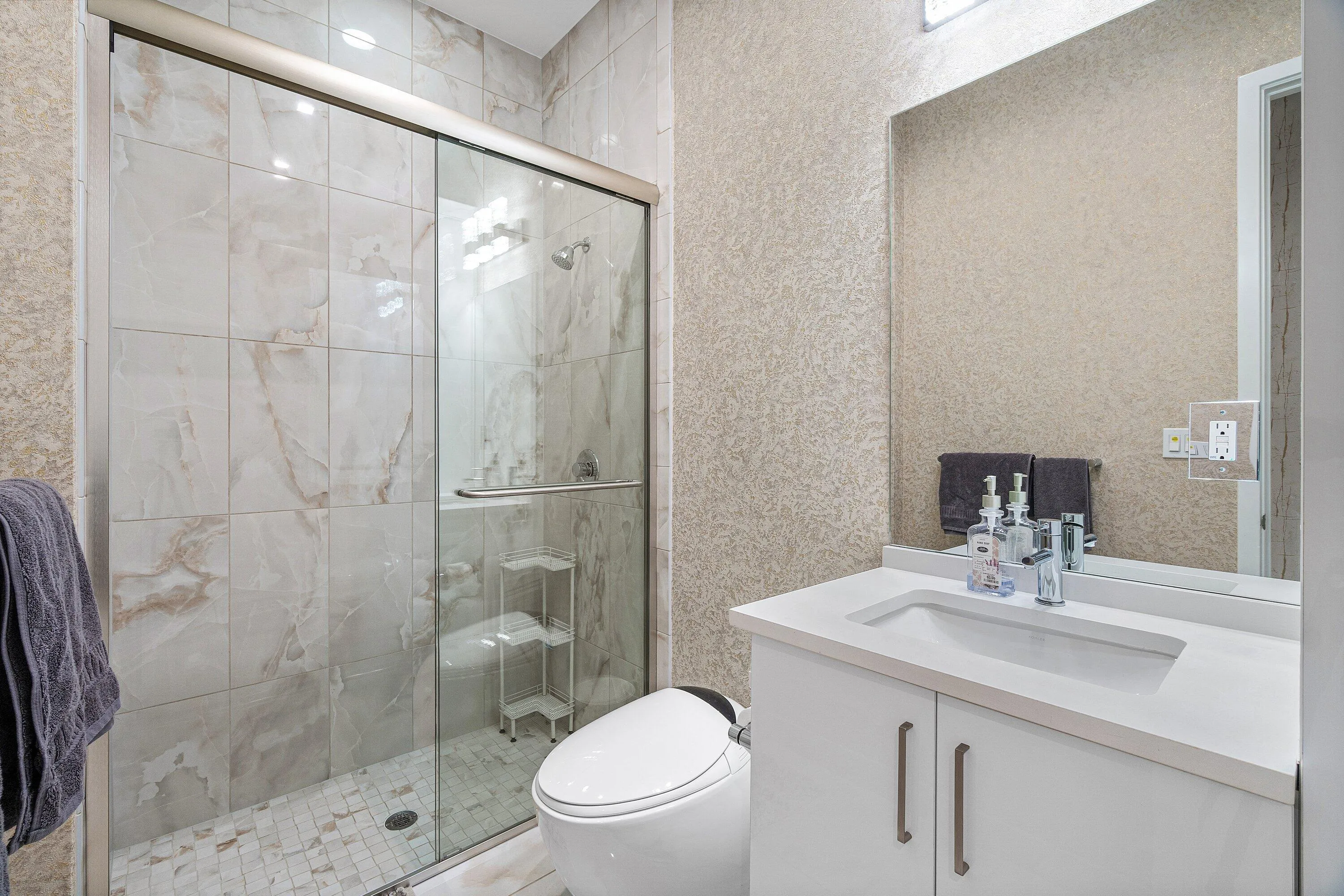 021-8233CrystalDownsAvenue-BocaRaton-FL-