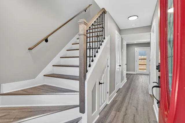 1838DunlapAvenue-10